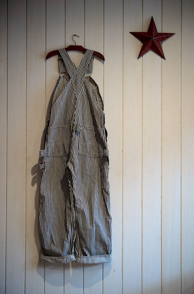 TCBジーンズHANDYMAN PANTS HICKORY STRIPE TCB Handyman Pants Hickory Stripe 10oz/ One-Wash – TCB JEANS